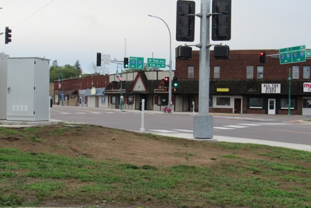 Commercial Building For Sale in Downtown Moose Lake MN - image 1