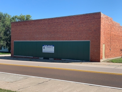 Nebraska Commercial Building For Sale United Country - image 1