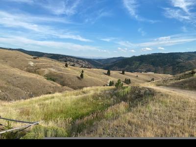 Montana Log Home! - image 42