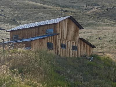 Montana Log Home! - image 39