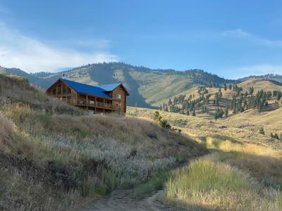 Montana Log Home! - image 2