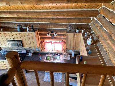 Montana Log Home! - image 30