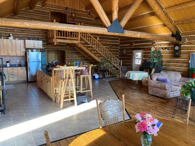 Montana Log Home! - image 15