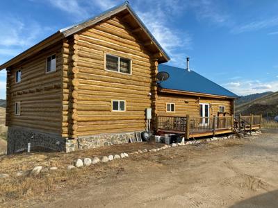 Montana Log Home! - image 7