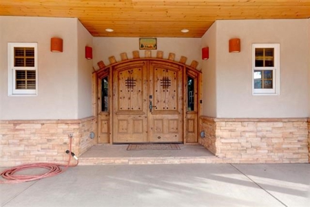 Northern NM Custom, Luxury Home for Sale on El Vado Lake - image 12