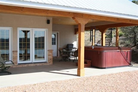 Northern NM Custom, Luxury Home for Sale on El Vado Lake - image 19