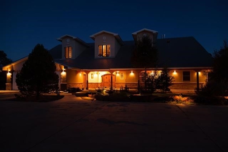 Northern NM Custom, Luxury Home for Sale on El Vado Lake - image 8