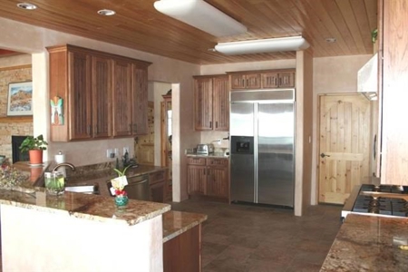 Northern NM Custom, Luxury Home for Sale on El Vado Lake - image 5