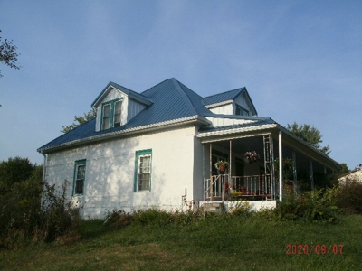 Unique and Cute Century+ Home with Wrap-Around Porch - image 6