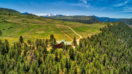 Mountain retreat on 35 acres outside of Telluride, CO - image 20