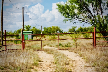 53 Acres Of Prime Location - image 4