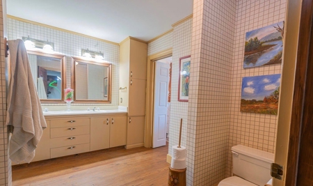 Country Home For Sale In Hallsville! - image 10