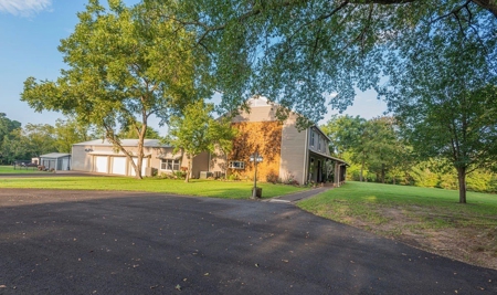 Country Home For Sale In Hallsville! - image 23
