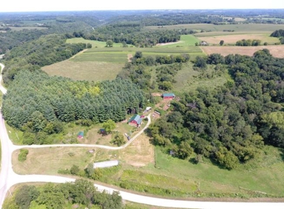 Country home on 19.46  acres for sale Vernon County, WI - image 2