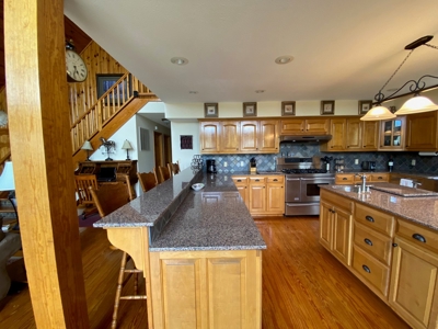 Hunting & Cattle Ranch For Sale In Eureka Springs Arkansas - image 11