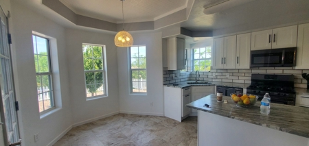 Victorian Style Country Home, Completely Updated. - image 33