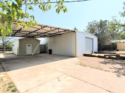 Large Home In Alpine - image 7