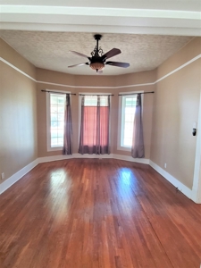 Large Home In Alpine - image 17