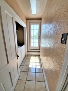 Large Home In Alpine - image 36