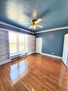Large Home In Alpine - image 26