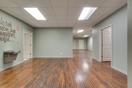 Commercial Property for Sale in Hohenwald, Tennessee - image 22