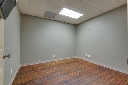 Commercial Property for Sale in Hohenwald, Tennessee - image 28