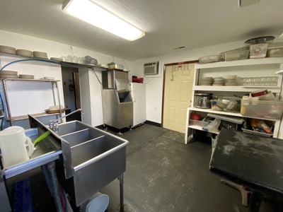 Commercial Building, Restaurant/Bar, Office, retail, Aptmnts - image 7