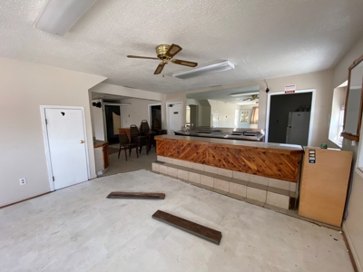 Commercial Building, Restaurant/Bar, Office, retail, Aptmnts - image 17