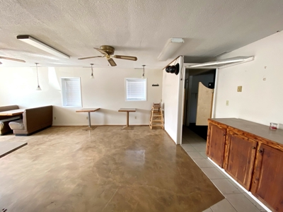 Commercial Building, Restaurant/Bar, Office, retail, Aptmnts - image 31