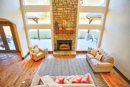 Stunning Country Home in West Plains, MO - image 12