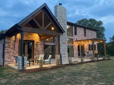 Stunning Country Home in West Plains, MO - image 2