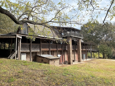 Large Bank Owned Arkansas Home With Acreage - image 11