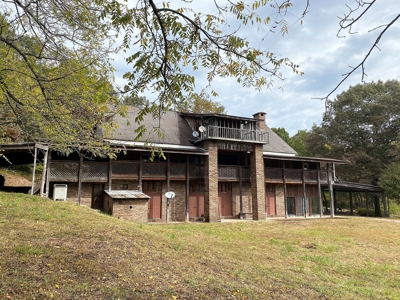 Large Bank Owned Arkansas Home With Acreage - image 15