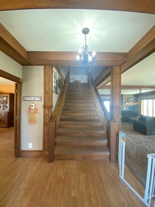 Beautiful Home in the Country with Lake and Wildlife - image 9