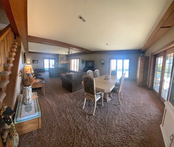 Beautiful Home in the Country with Lake and Wildlife - image 16
