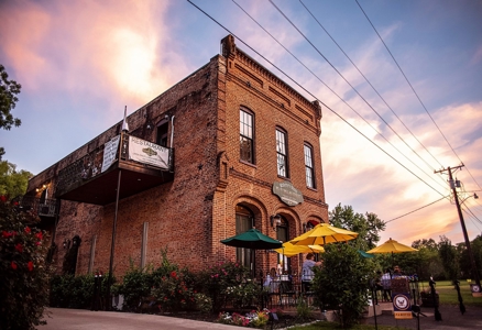 Turnkey Restaurant & Bar For Sale - Historic Jefferson, Tx - image 2