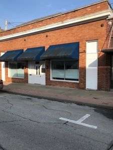 Commercial Property For Sale in Nevada Missouri - image 15