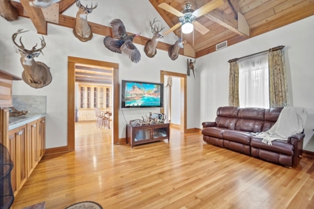 Turnkey Hunting Land, Camp, Guest Cabin, Lakes, South LA - image 5