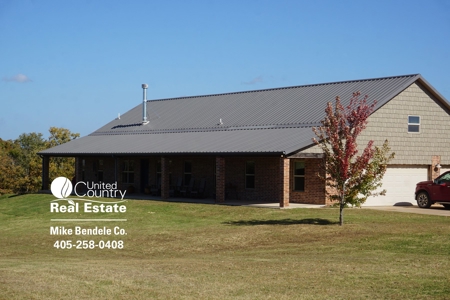 Exceptional Sustainable Family Farm, Central Oklahoma - image 1