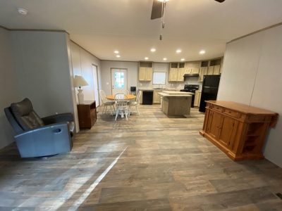 Home at Lake O' The Pines, Marion County, Avinger, Texas - image 15