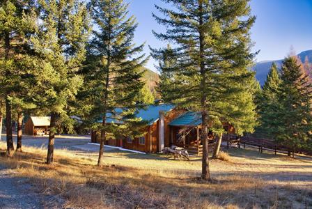 Montana Luxury Log Homes For Sale - image 39