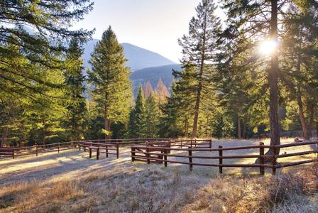 Montana Luxury Log Homes For Sale - image 37