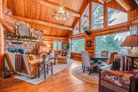 Montana Luxury Log Homes For Sale - image 19