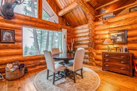 Montana Luxury Log Homes For Sale - image 24