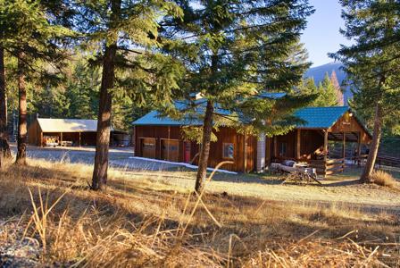 Montana Luxury Log Homes For Sale - image 38