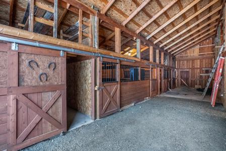 Montana Luxury Log Homes For Sale - image 49