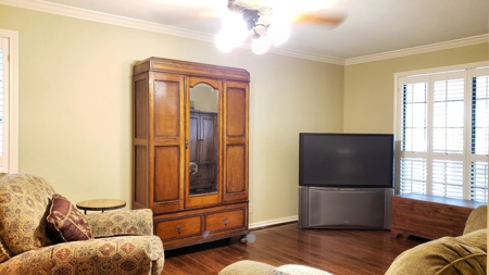 Waterfront Home For Sale Lake Palestine, 2-Story W/ Elevator - image 20