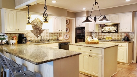 Waterfront Home For Sale Lake Palestine, 2-Story W/ Elevator - image 12