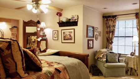 Waterfront Home For Sale Lake Palestine, 2-Story W/ Elevator - image 30