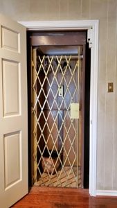 Waterfront Home For Sale Lake Palestine, 2-Story W/ Elevator - image 19